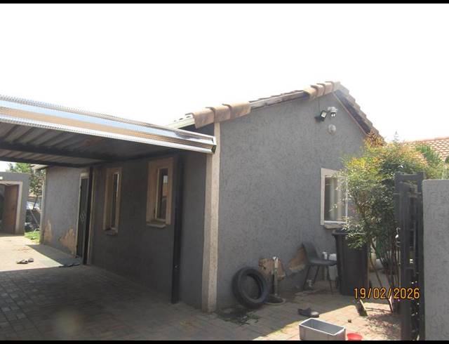 3 BEDROOM HOUSE FOR SALE IN WINDMILL PARK EXT